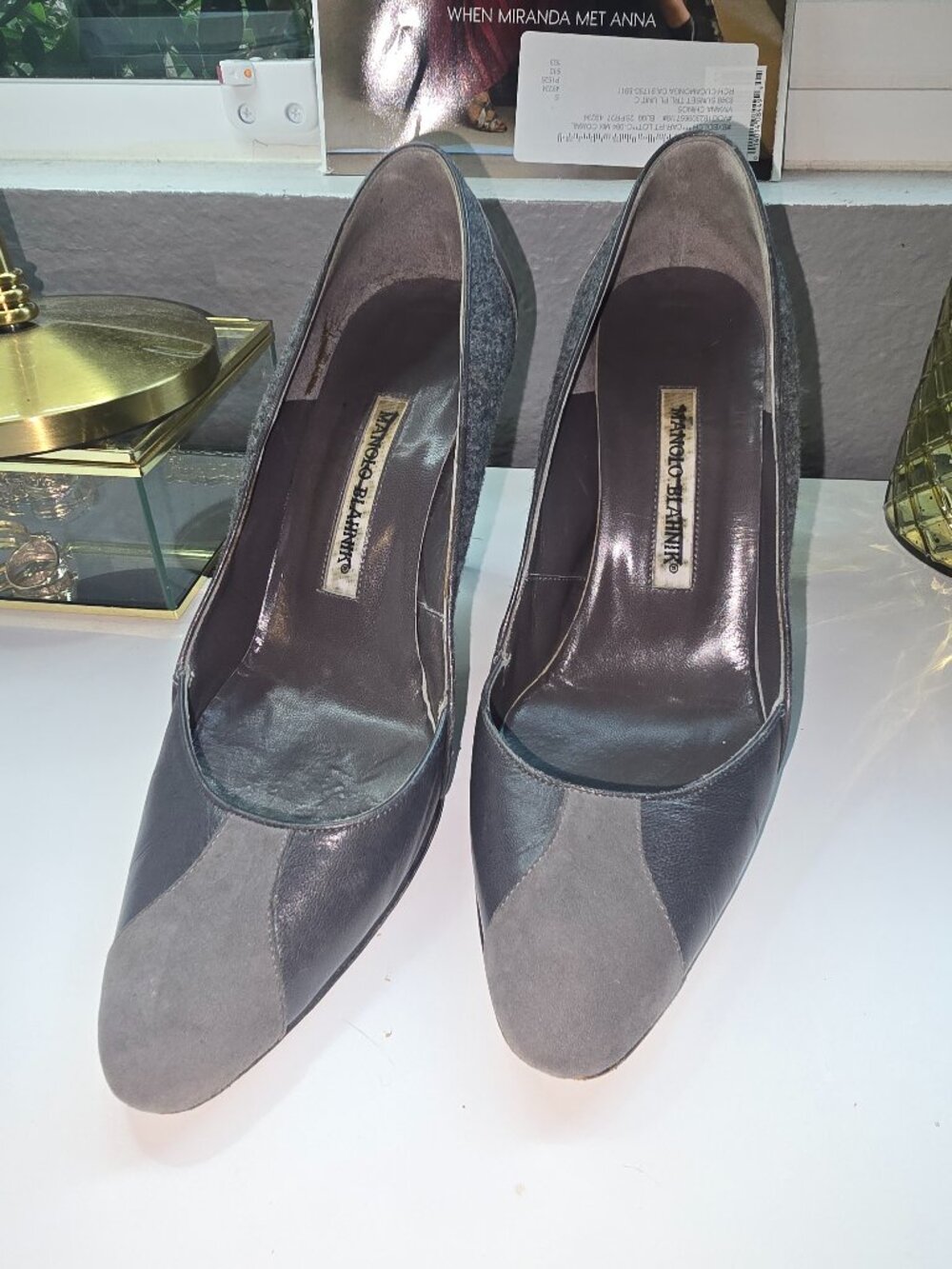 Vintage Manolo Blahnik Pumps size 37